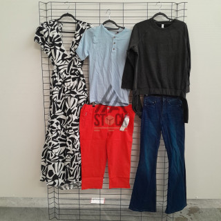 TEXTILE MARQUE  - 100 pièces