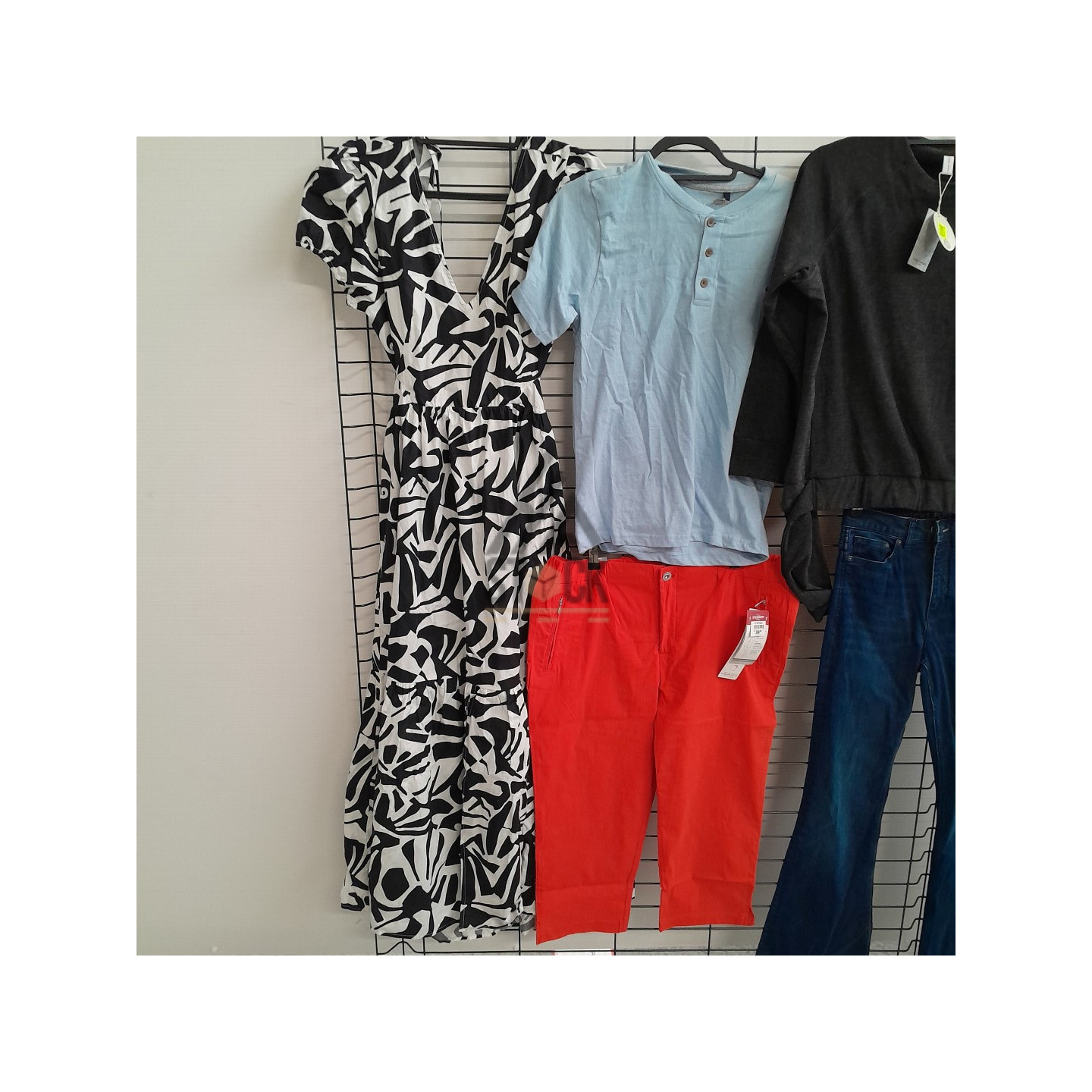 TEXTILE MARQUE  - 100 pièces