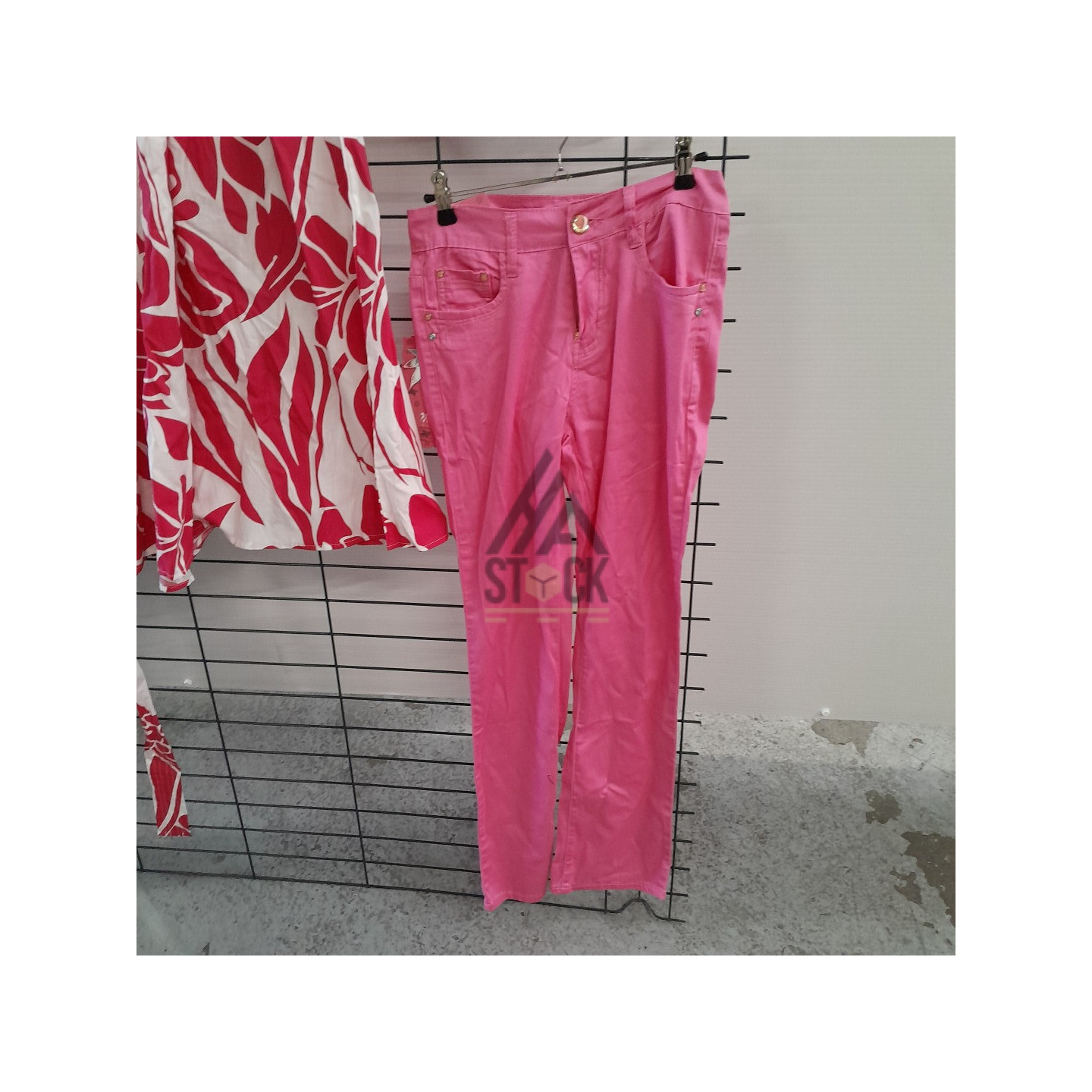 TEXTILE MARQUE  - 100 pièces