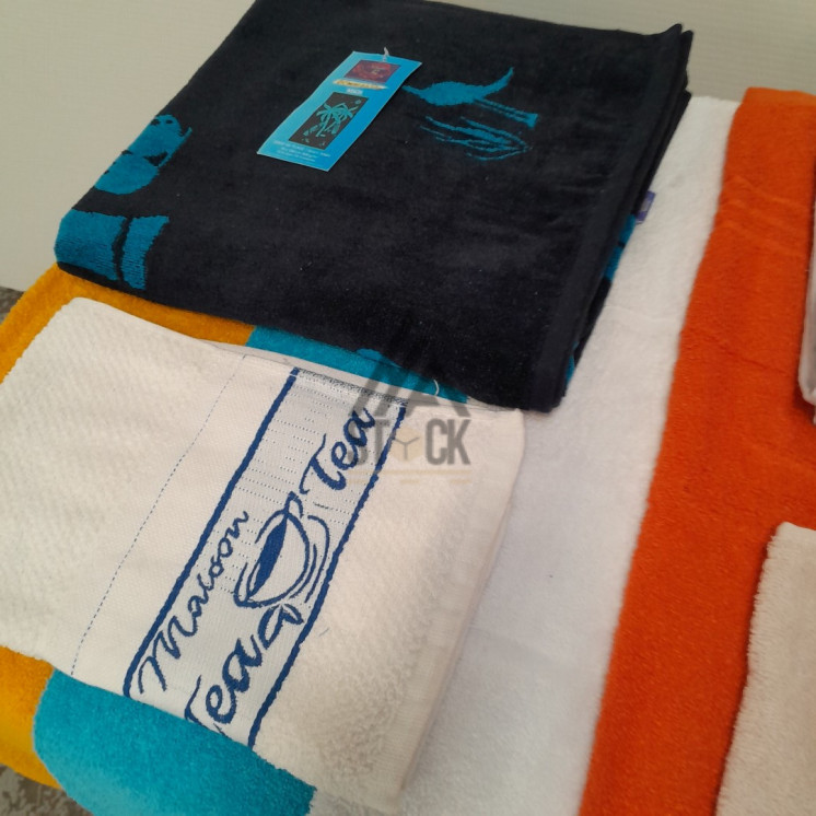 SERVIETTE - 115 pièces