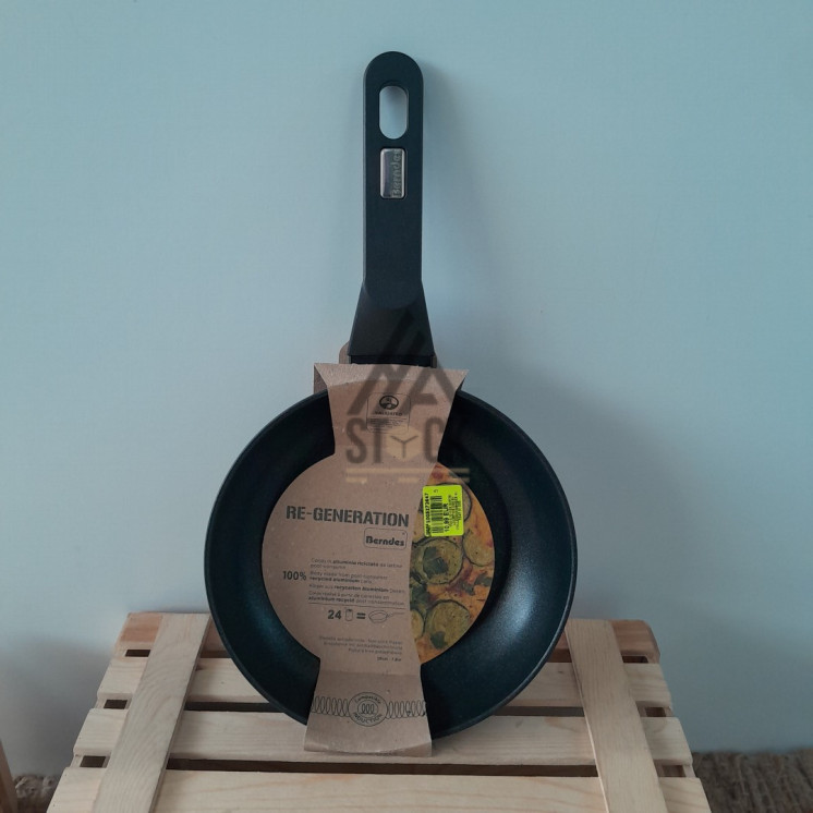 Poêles  - 20 pièces