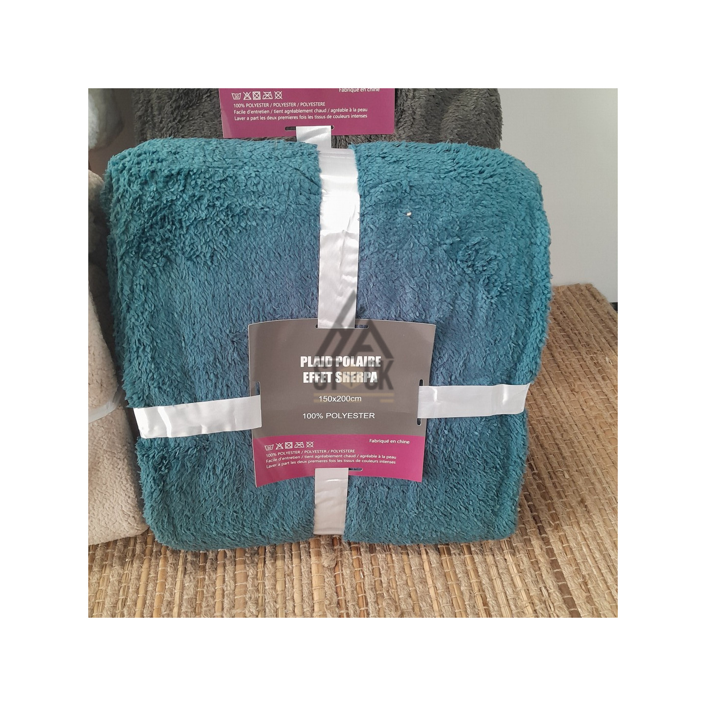 Plaid polaire effet SHERPA - 10 pièces