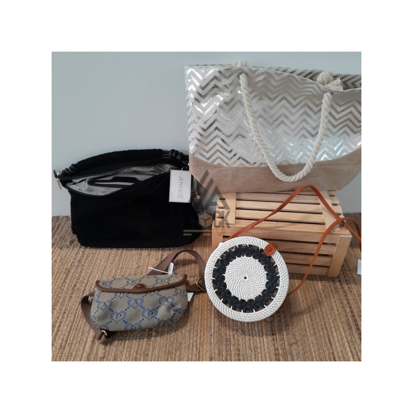 SAC de marque  - 25 pièces