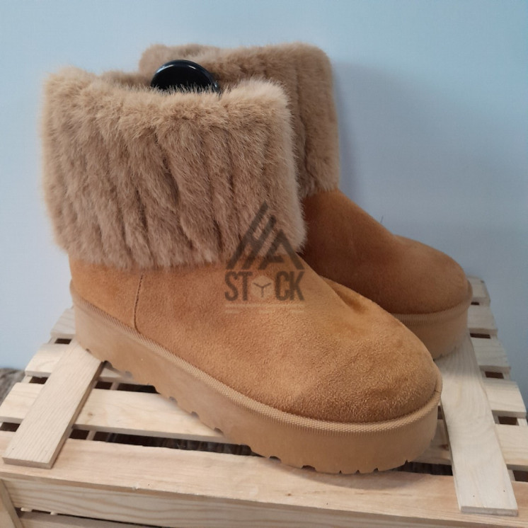 BOOTS fourrure - 20 paires