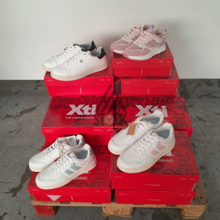 CHAUSSURE en boite - XTI  - 14 paires