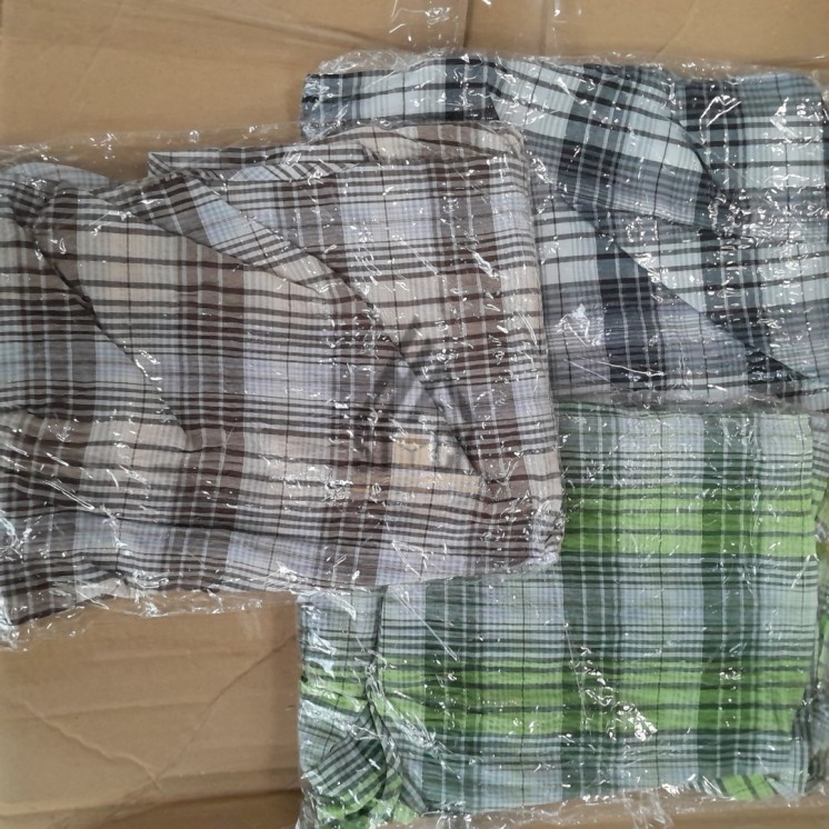 Haut pour femme - F.D Joseph - 130 pièces