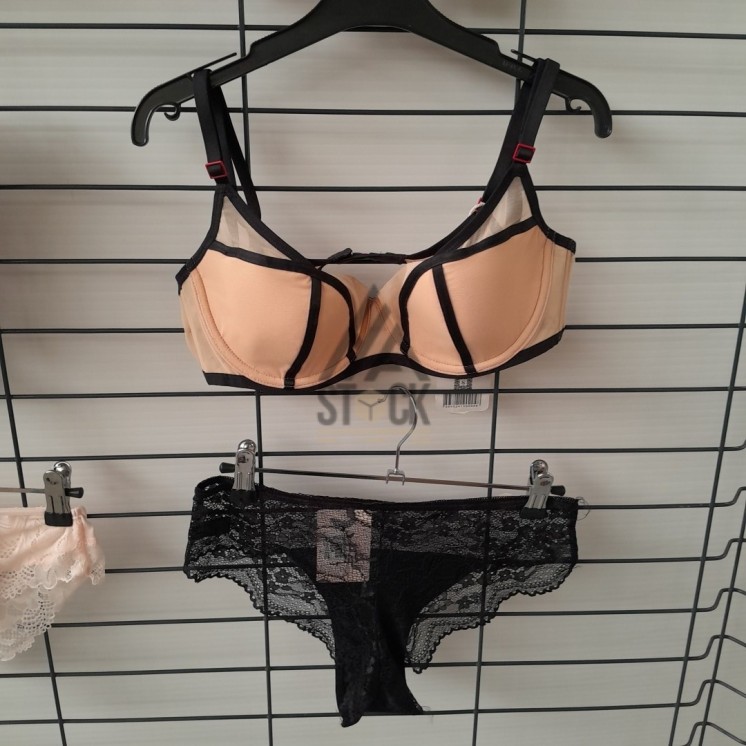 SOUS VETEMENTS DE MARQUE - 50 pièces