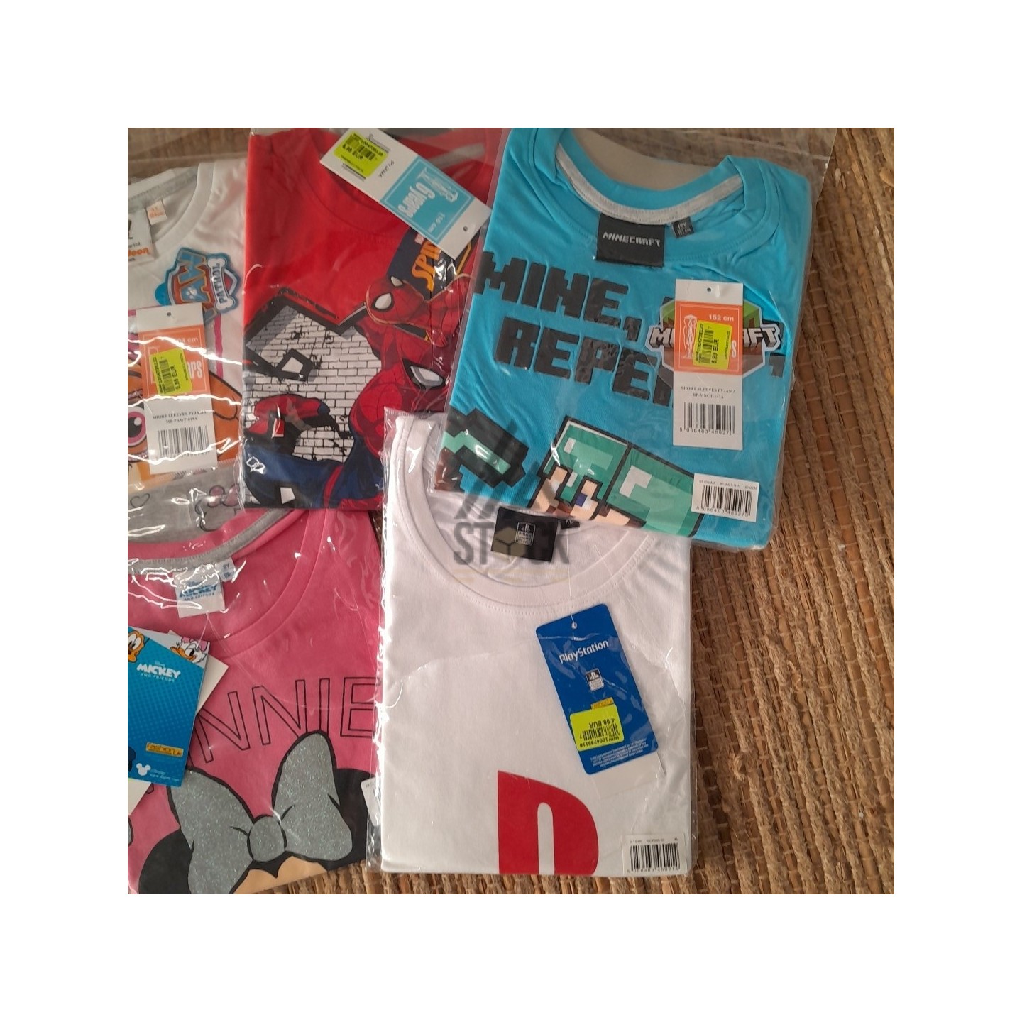 TEXTILE ENFANT - LICENCE - 38 pièces