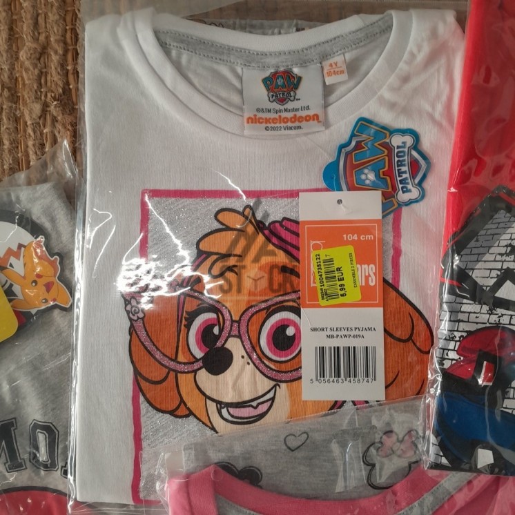 TEXTILE ENFANT - LICENCE - 38 pièces