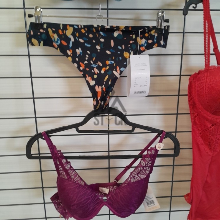 SOUS VETEMENTS DE MARQUE - 50 pièces