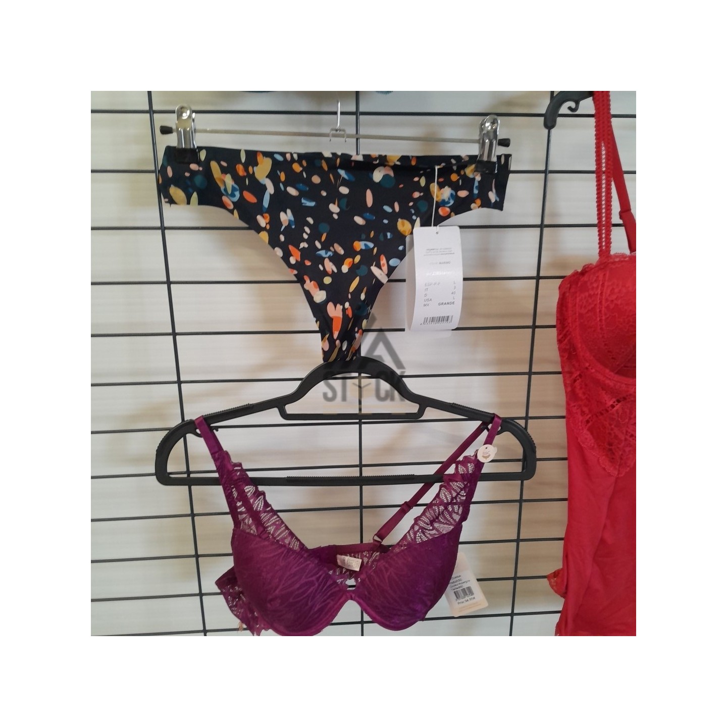 SOUS VETEMENTS DE MARQUE - 50 pièces