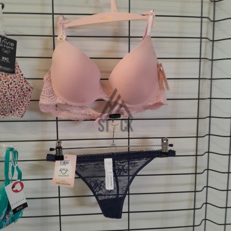 SOUS VETEMENTS DE MARQUE - 50 pièces