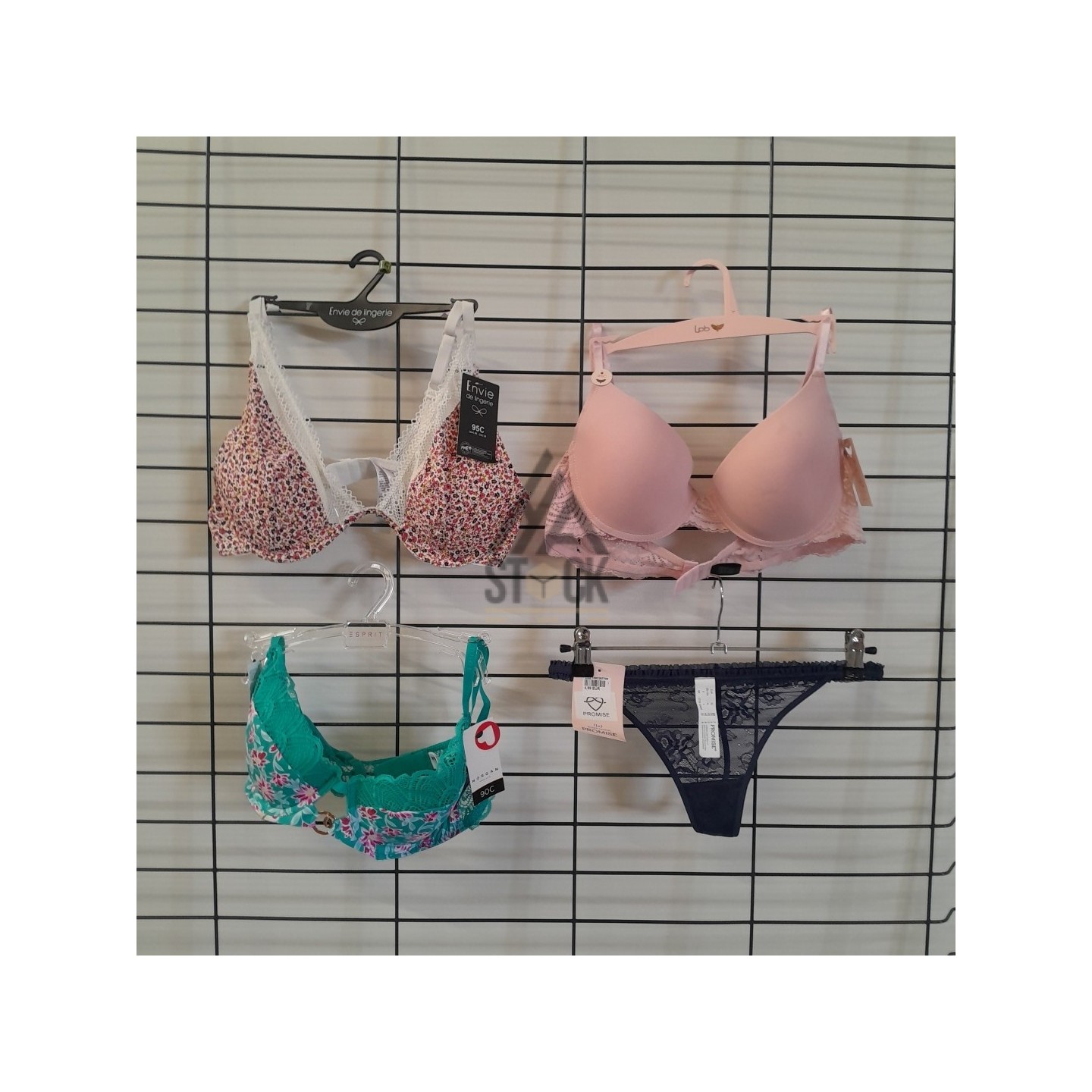 SOUS VETEMENTS DE MARQUE - 50 pièces