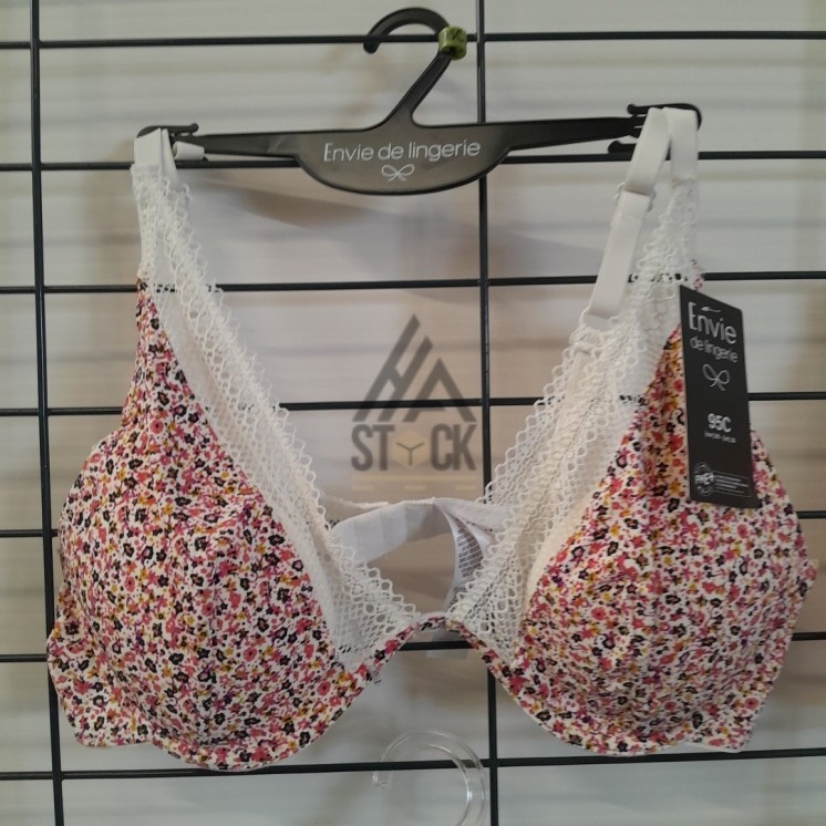 SOUS VETEMENTS DE MARQUE - 50 pièces