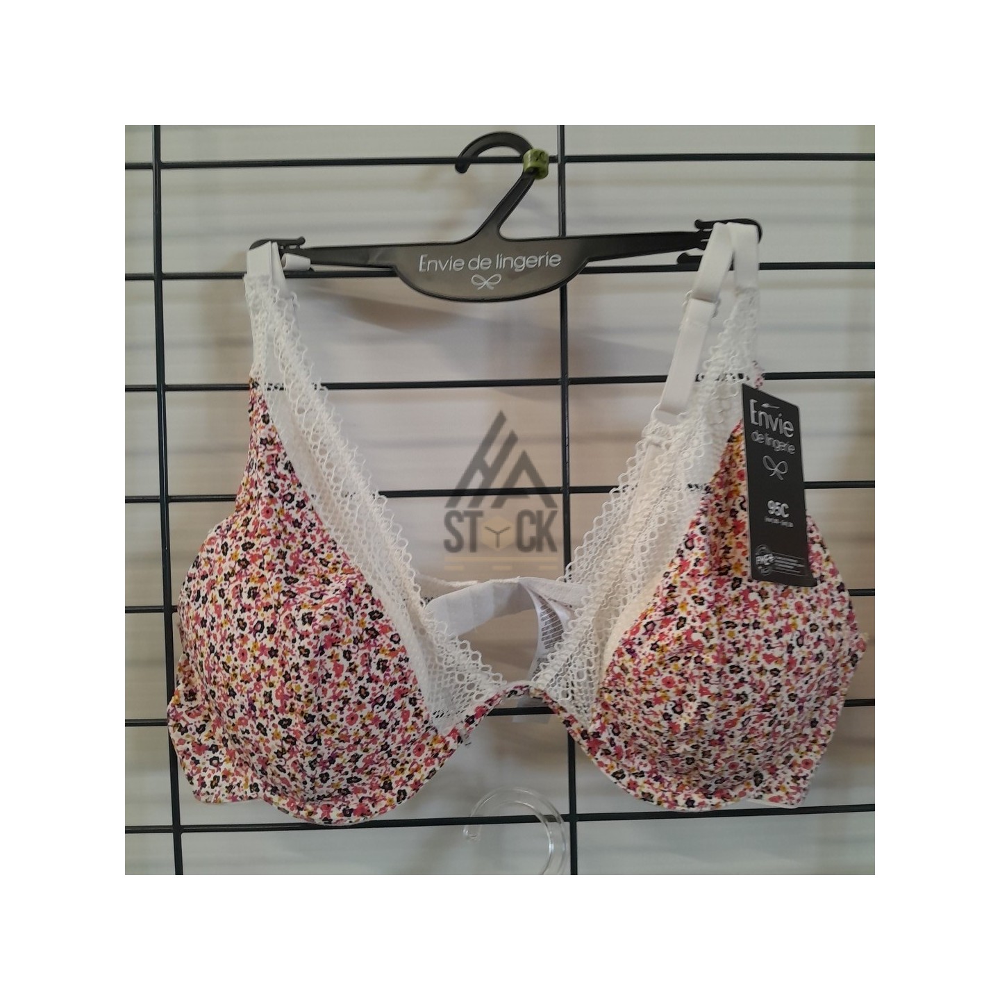 SOUS VETEMENTS DE MARQUE - 50 pièces