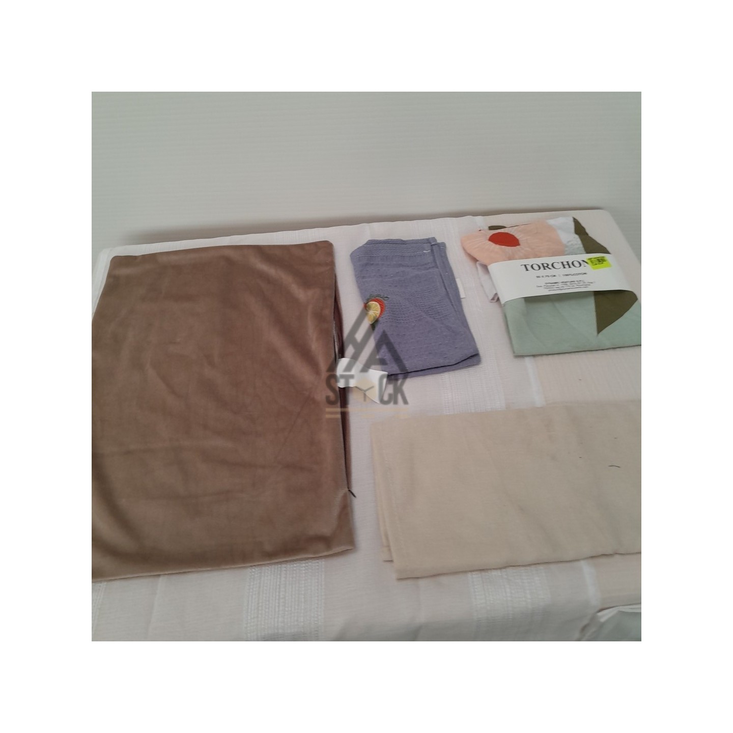 LINGE DE MAISON VRAC - 220 pièces