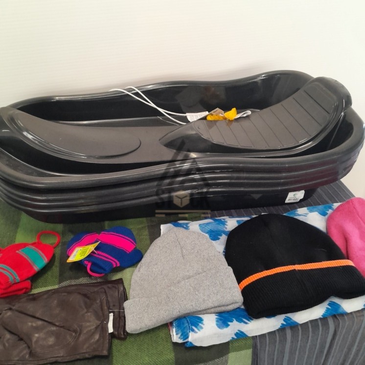 Article d'HIVER  -  300 pièces