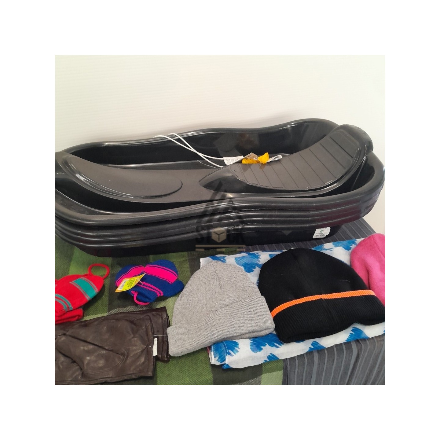 Article d'HIVER  -  300 pièces