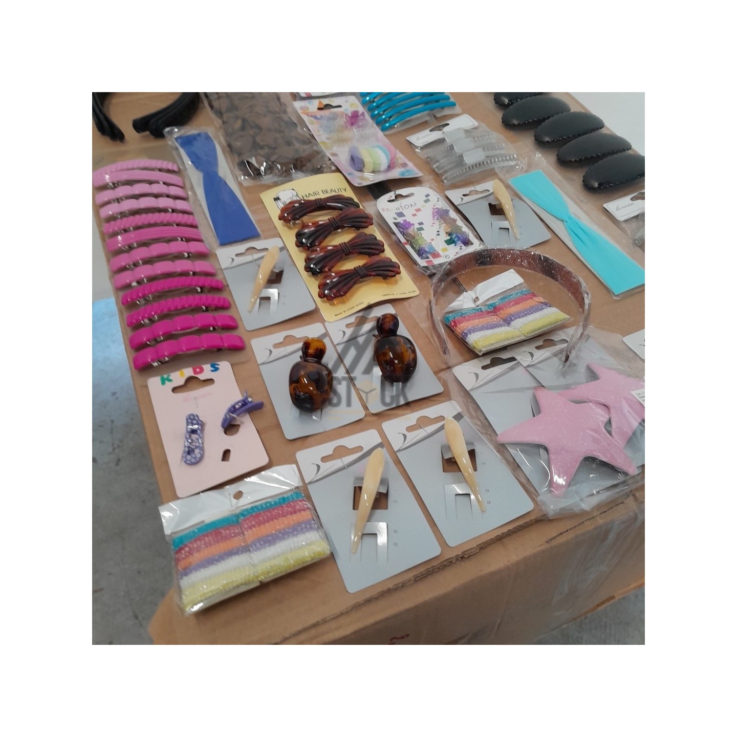 ACCESSOIRES CHEVEUX - 2000 pièces