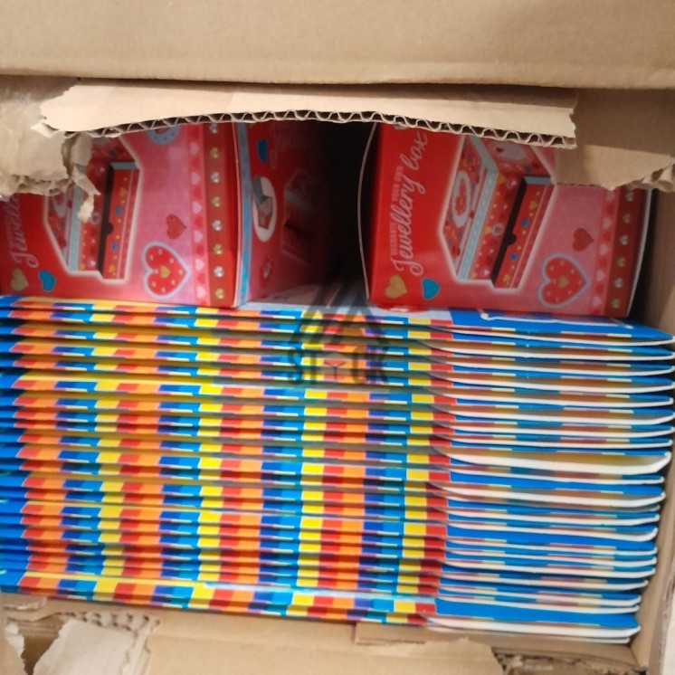 PALETTE A****N - A44