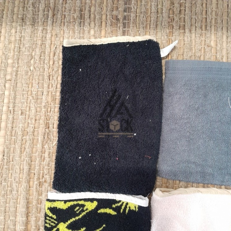 Gant de toilette - 150 pièces