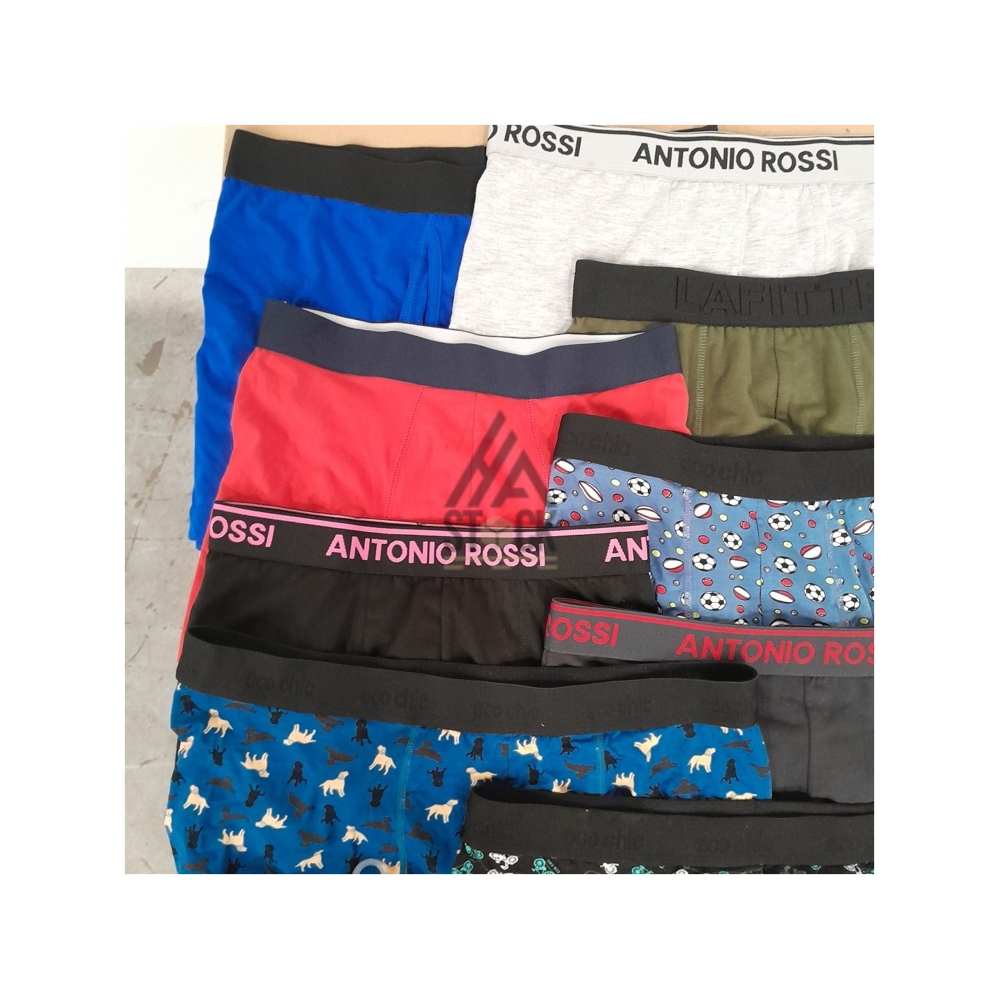 SOUS VETEMENTS HOMME - 150 pièces