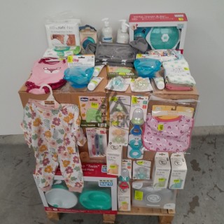 PUÉRICULTURE - 170 pièces