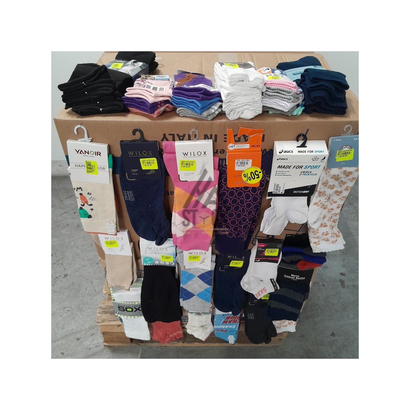 CHAUSSETTE - 300 paires