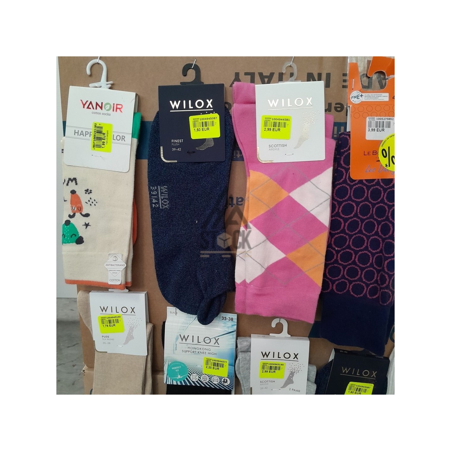 CHAUSSETTE - 300 paires