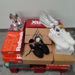 CHAUSSURE en boite  - 20 paires