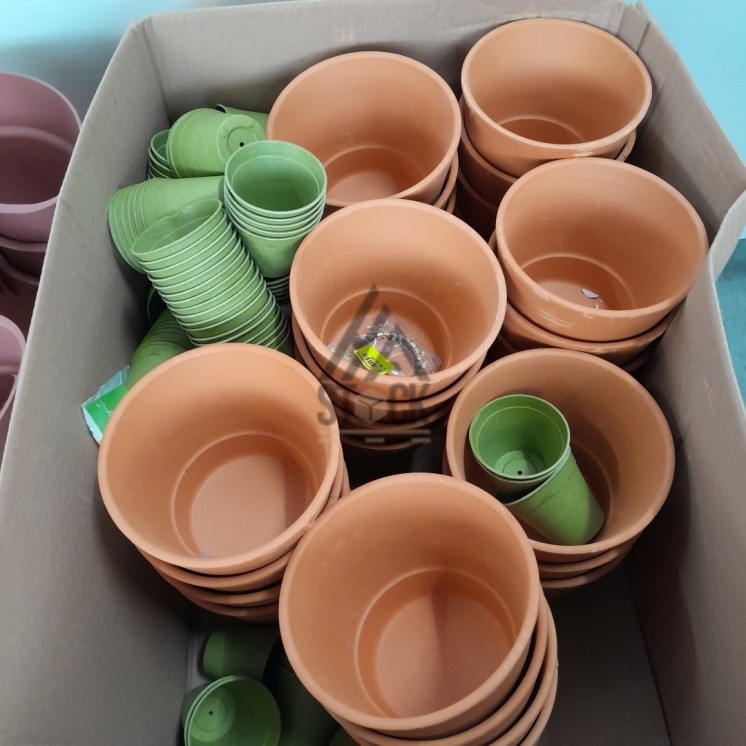 Pot de fleur - 120 pièces