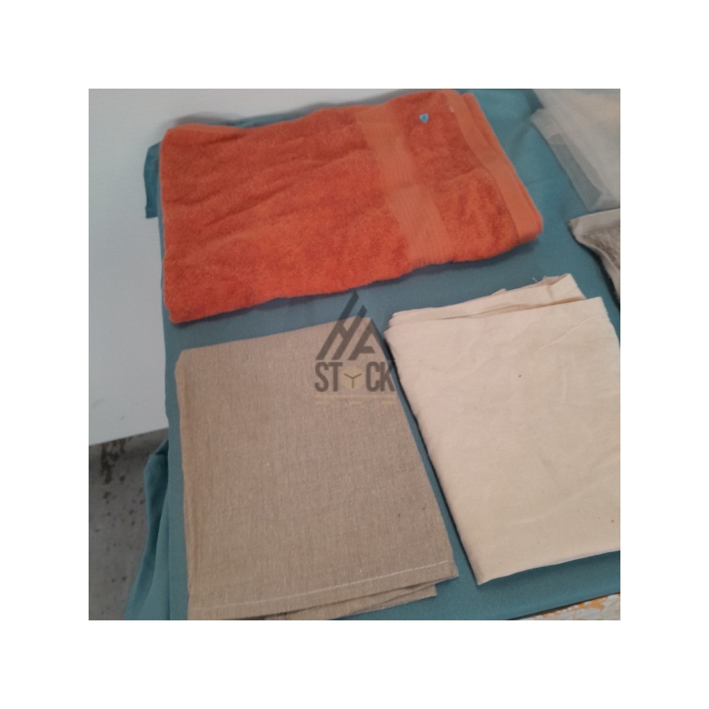 LINGE DE MAISON VRAC - 220 pièces