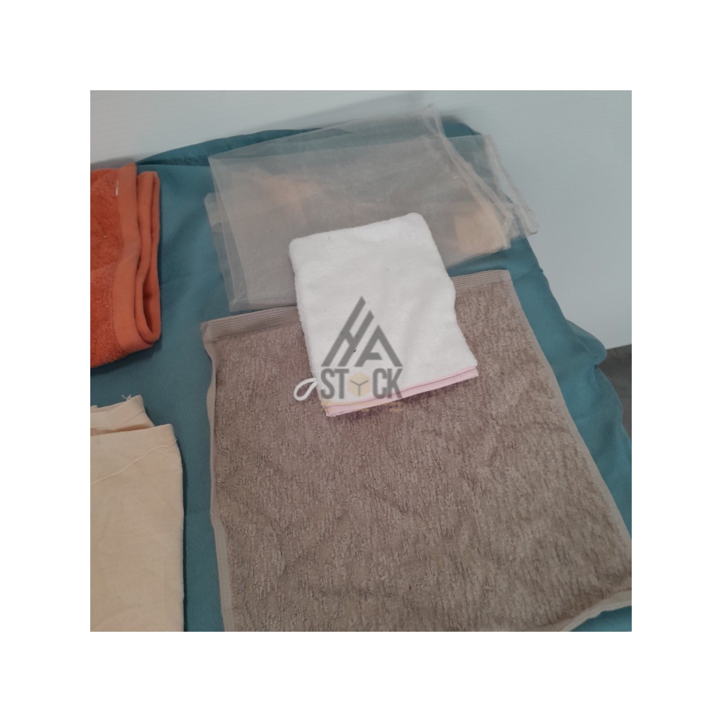 LINGE DE MAISON VRAC - 220 pièces