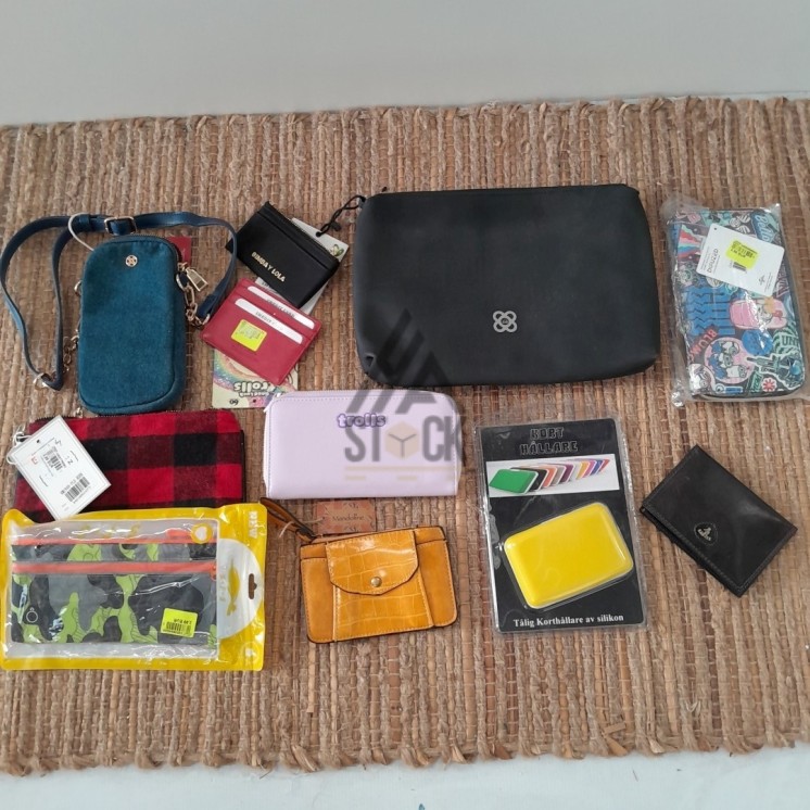 Portefeuilles, porte-monnaie, sacoche - 90 pièces