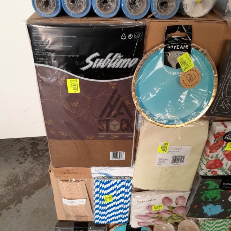 VAISSELLE JETABLE - 200 pièces