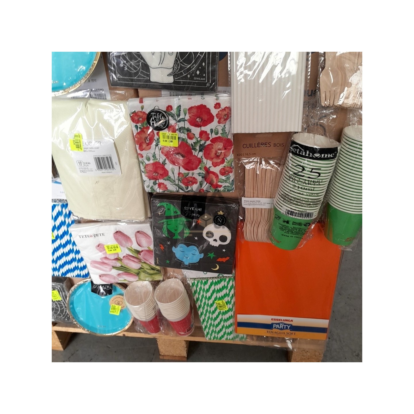 VAISSELLE JETABLE - 200 pièces