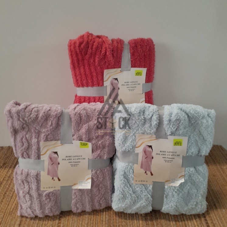 Robe longue polaire a capuche - 11 pièces