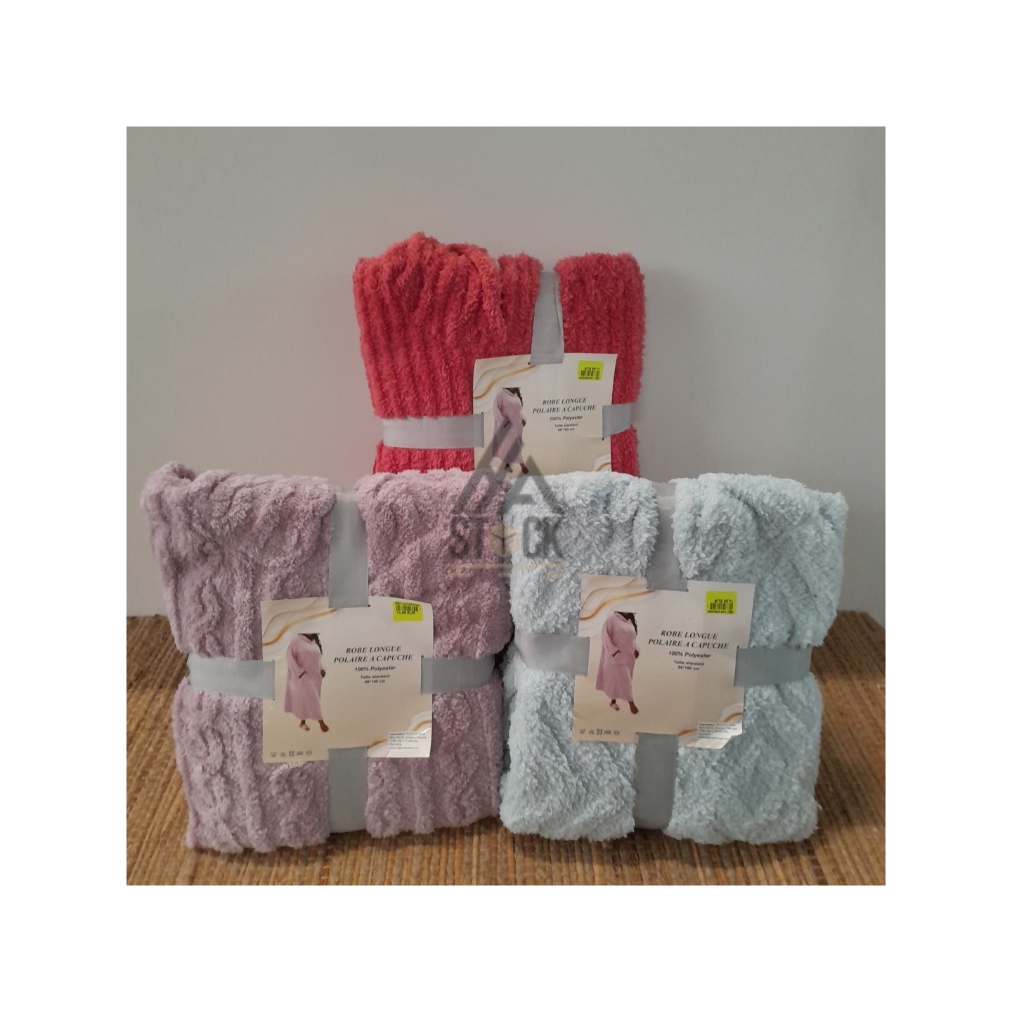 Robe longue polaire a capuche - 11 pièces