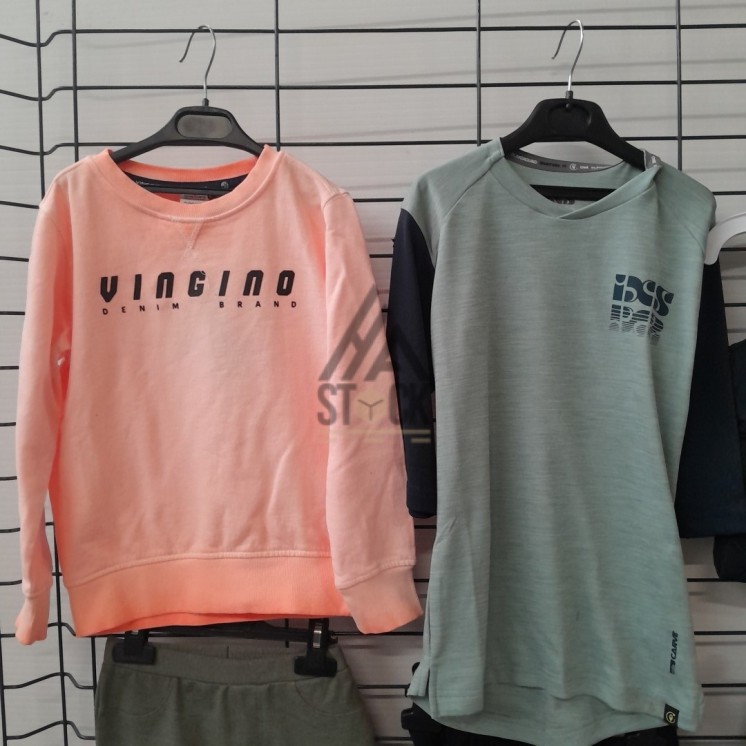 TEXTILE ENFANT de marque - 150 pièces