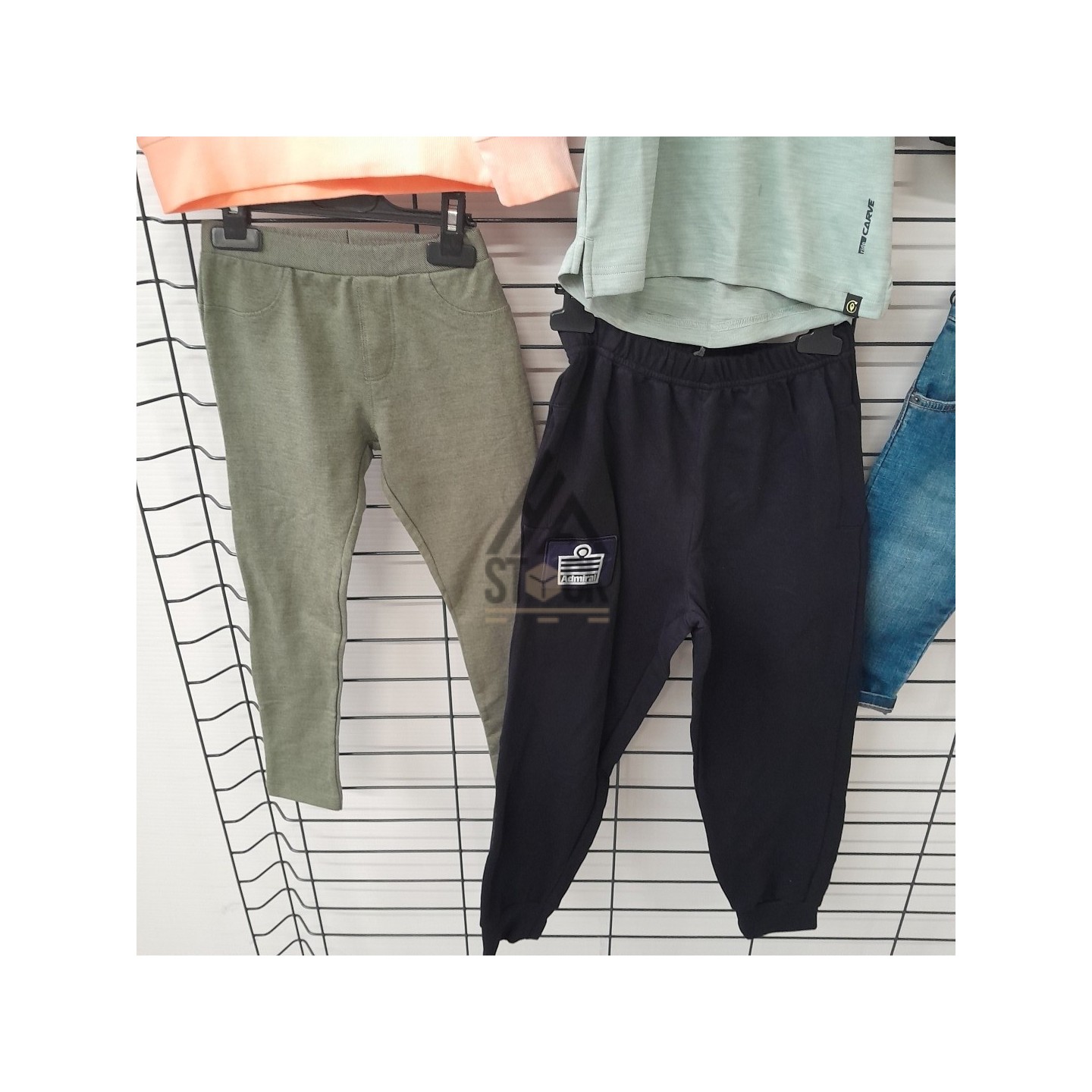 TEXTILE ENFANT de marque - 150 pièces