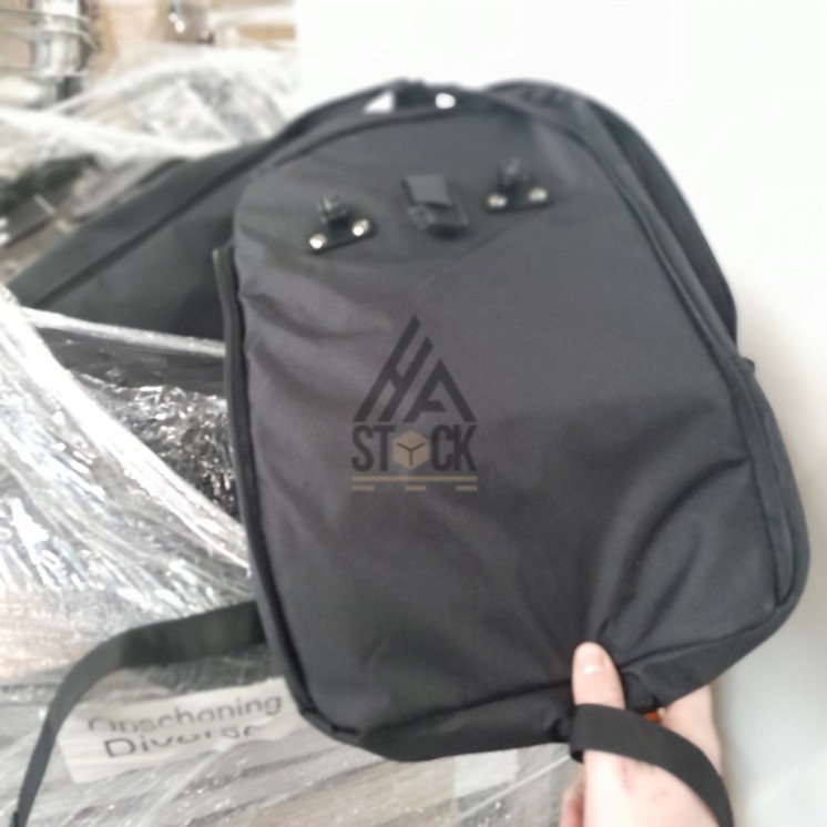 PALETTE A****N - A69