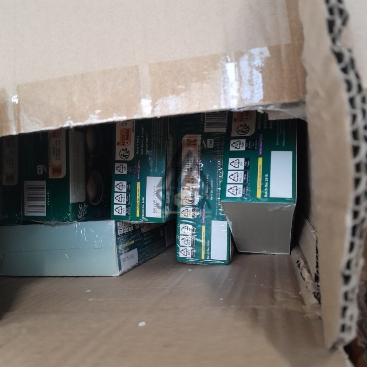 PALETTE A****N - A77