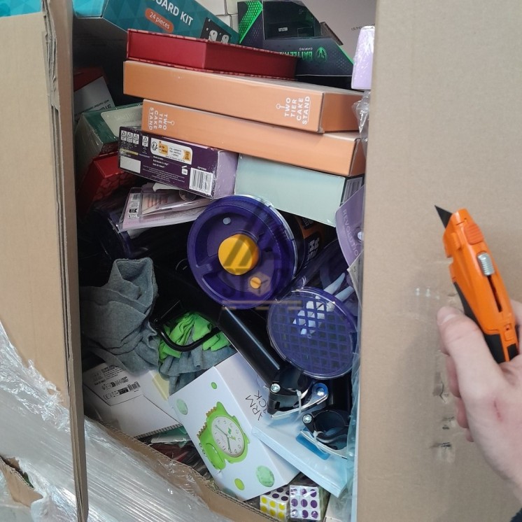 PALETTE A****N - A81