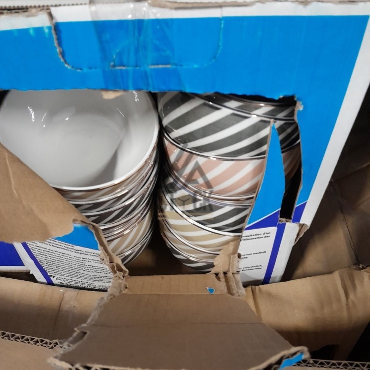 PALETTE A****N - A83