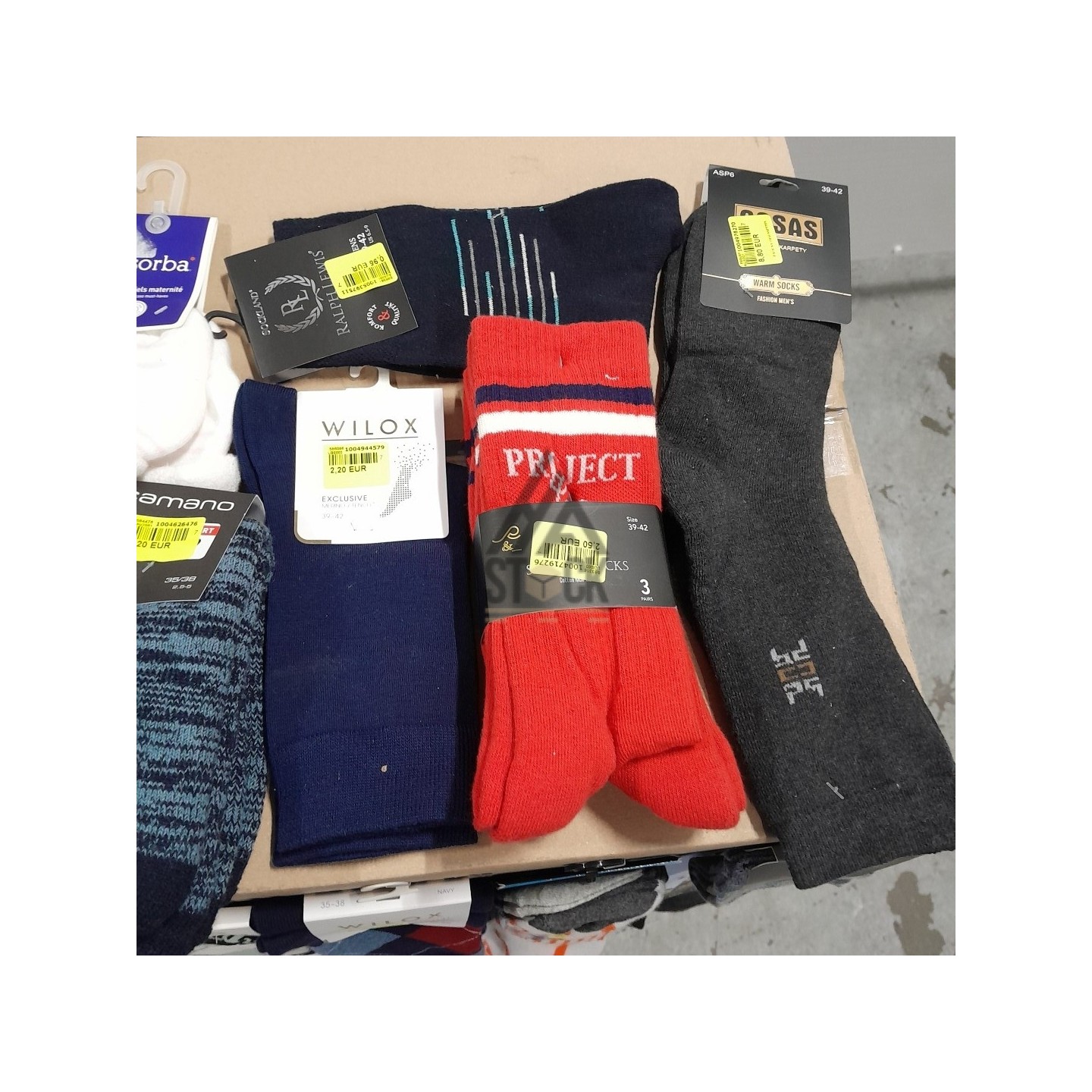 CHAUSSETTE - 300 paires