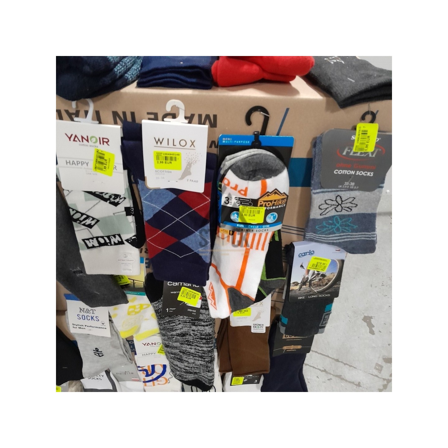 CHAUSSETTE - 300 paires