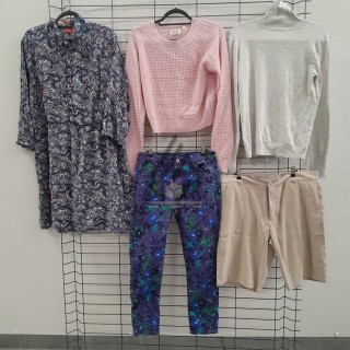 TEXTILE MARQUE  - 150 pièces