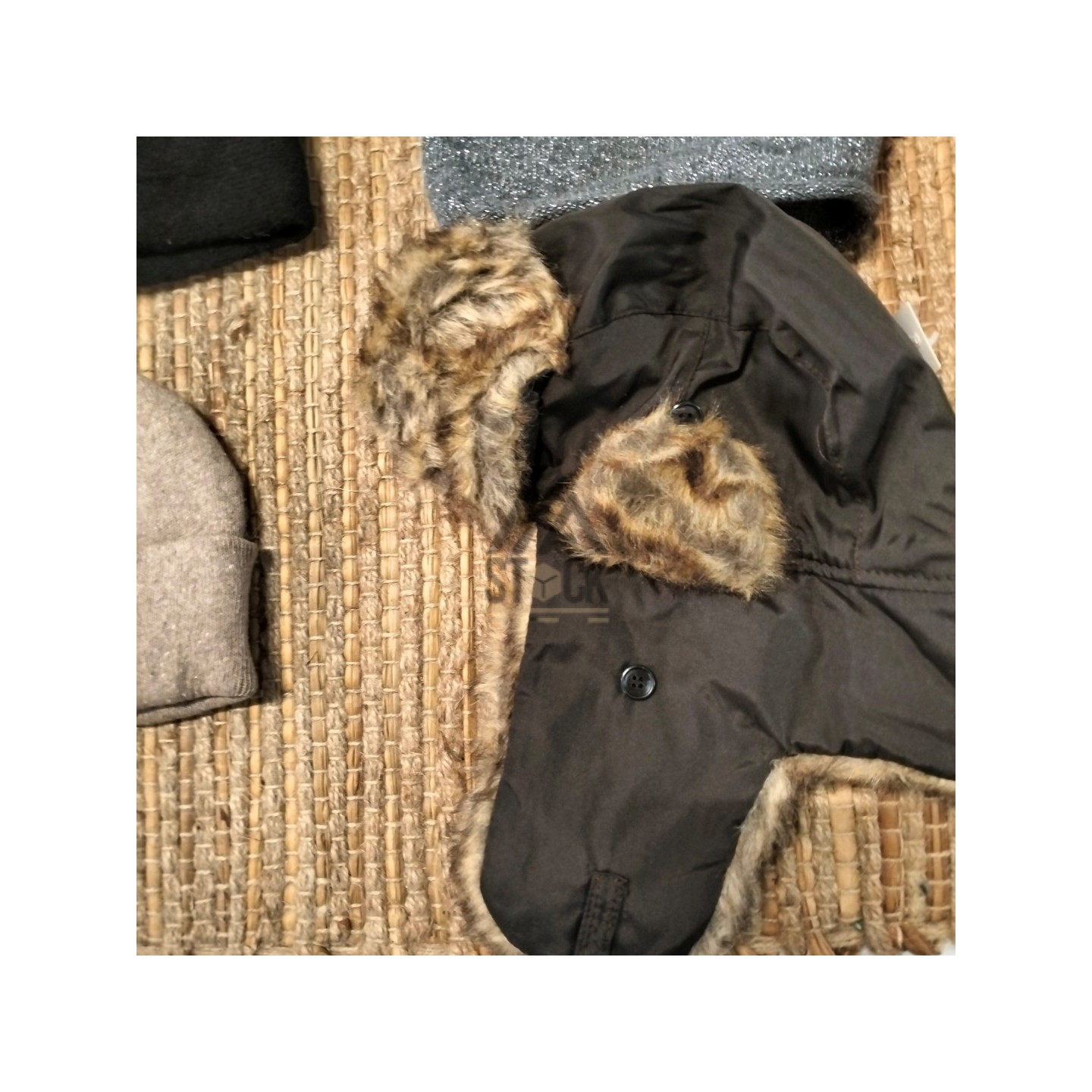 Bonnet  -  100 pièces