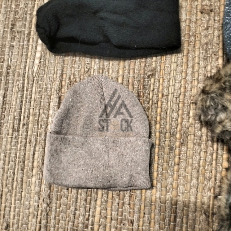 Bonnet  -  100 pièces