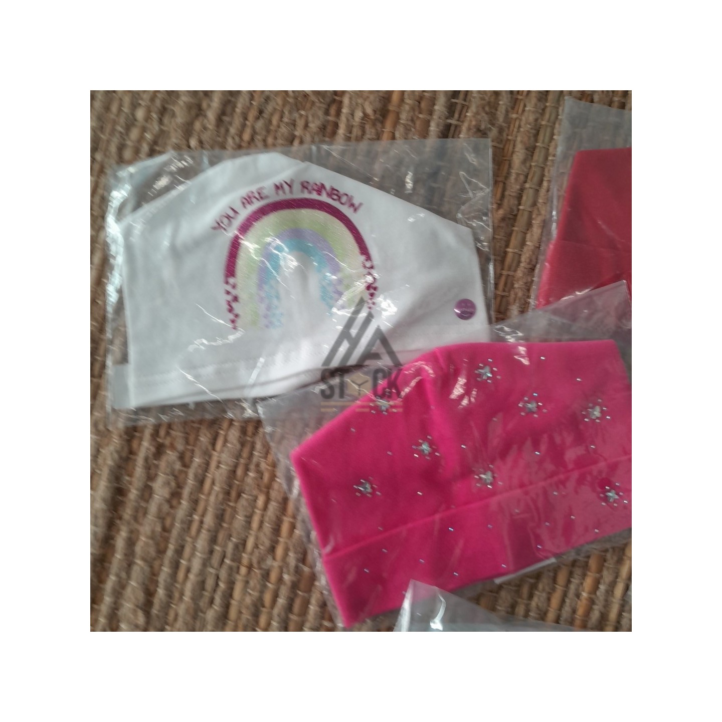 Bonnet  -  60 pièces